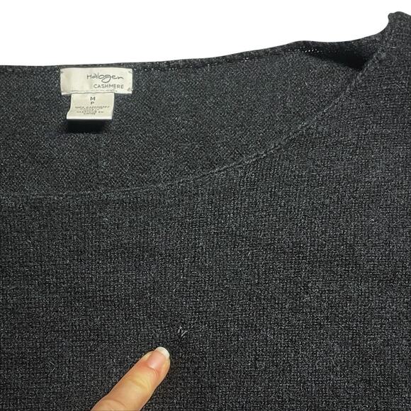 HALOGEN CASHMERE Colorblock Tunic Sweater Black/Gray Size M Petite *mended hole* - Picture 5 of 5